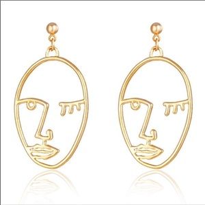 🆕 Abstract Face Earrings in Gold